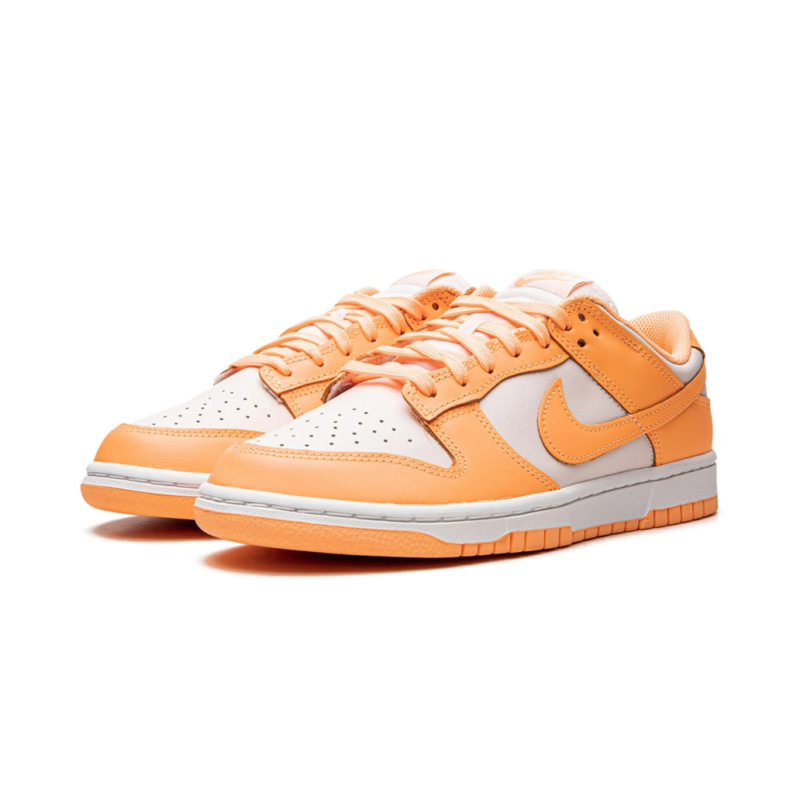 Nike Dunk Low - Peach Cream