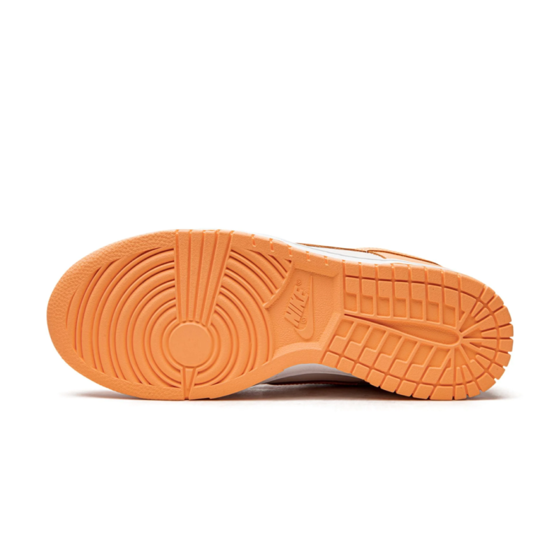 Nike Dunk Low - Peach Cream
