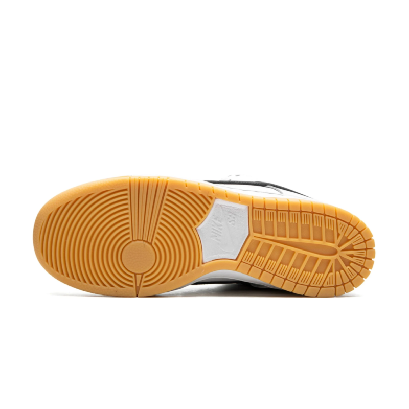 Nike SB Dunk Low Pro - White Gum