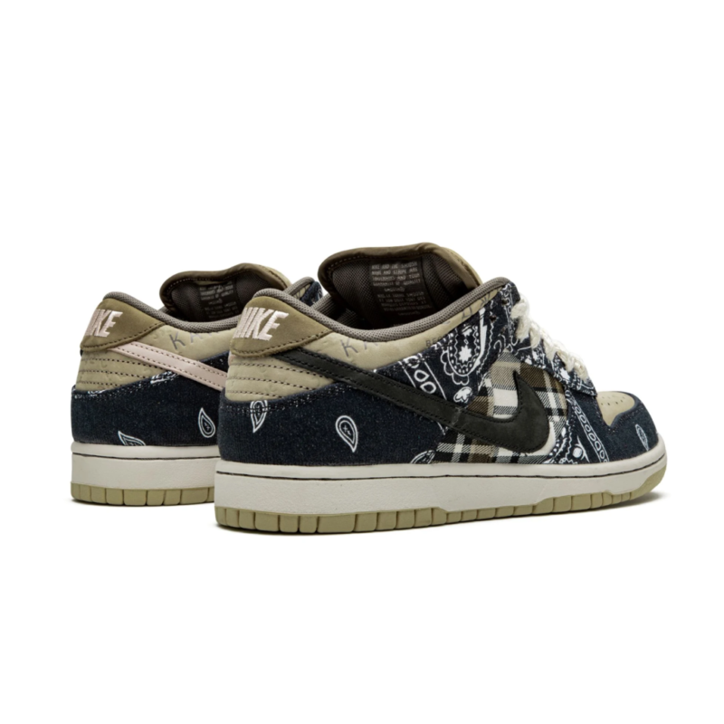 Nike SB Dunk Low - Travis Scott